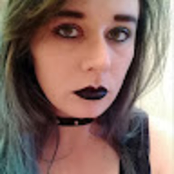 Meet your Posher, Amber - Picture 1 of 1